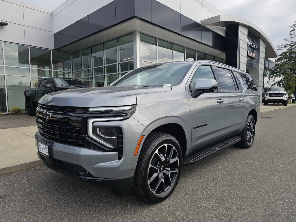New 2026 Chevrolet Suburban RST w/ RST Capability Package AWD/4WD image 3