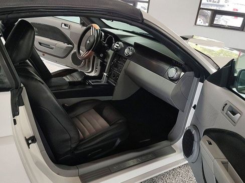 Used 2008 Ford Mustang GT Premium RWD image 29
