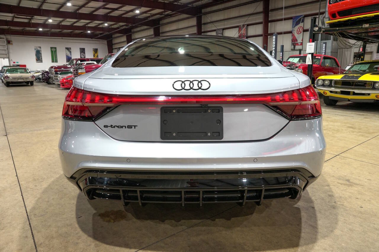 Used 2022 Audi e-tron GT Premium Plus w/ Performance Package AWD/4WD image 7