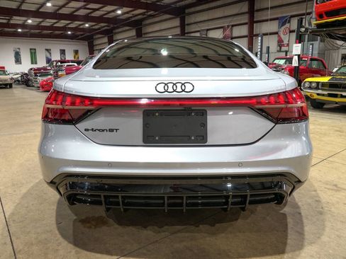Used 2022 Audi e-tron GT Premium Plus w/ Performance Package AWD/4WD image 7
