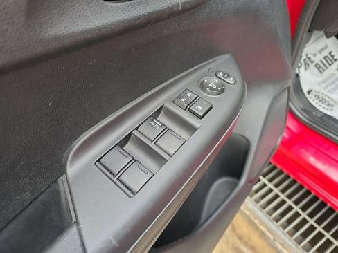 Used 2015 Honda Fit EX image 11