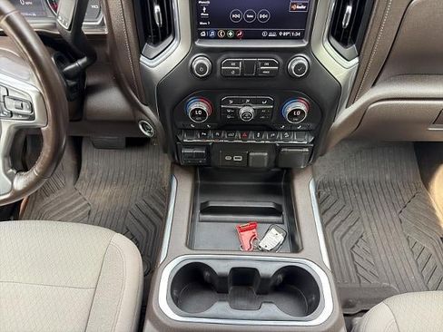 Used 2020 Chevrolet Silverado 1500 LT Trail Boss AWD/4WD image 19