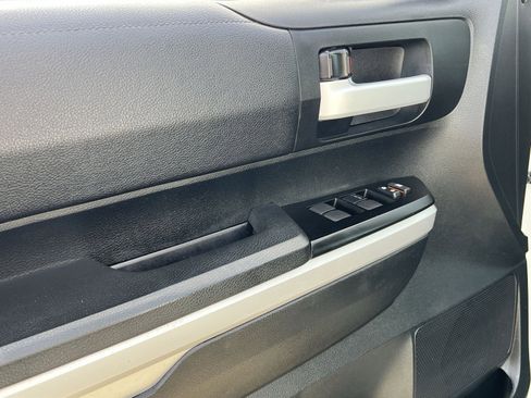 Used 2017 Toyota Tundra SR5 image 15