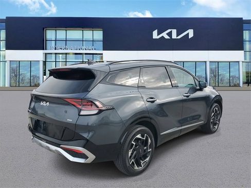 Certified 2023 Kia Sportage SX image 3