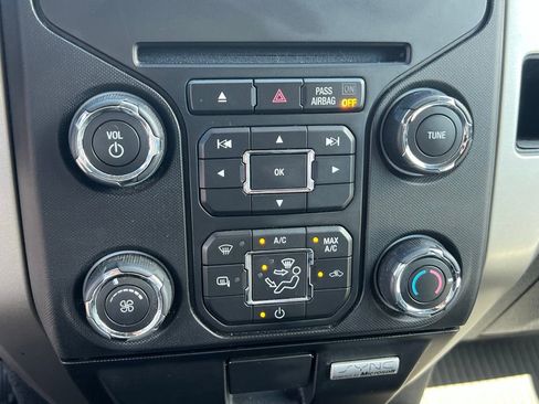 Used 2014 Ford F150 XLT w/ Equipment Group 302A Luxury AWD/4WD image 36