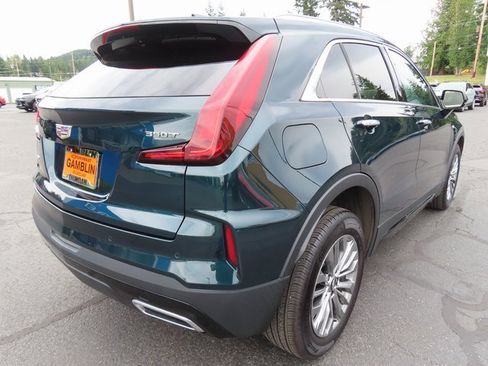 Used 2024 Cadillac XT4 Premium Luxury w/ Cold Weather Package image 8