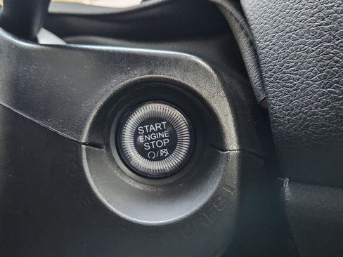 Used 2023 Jeep Renegade Latitude image 27