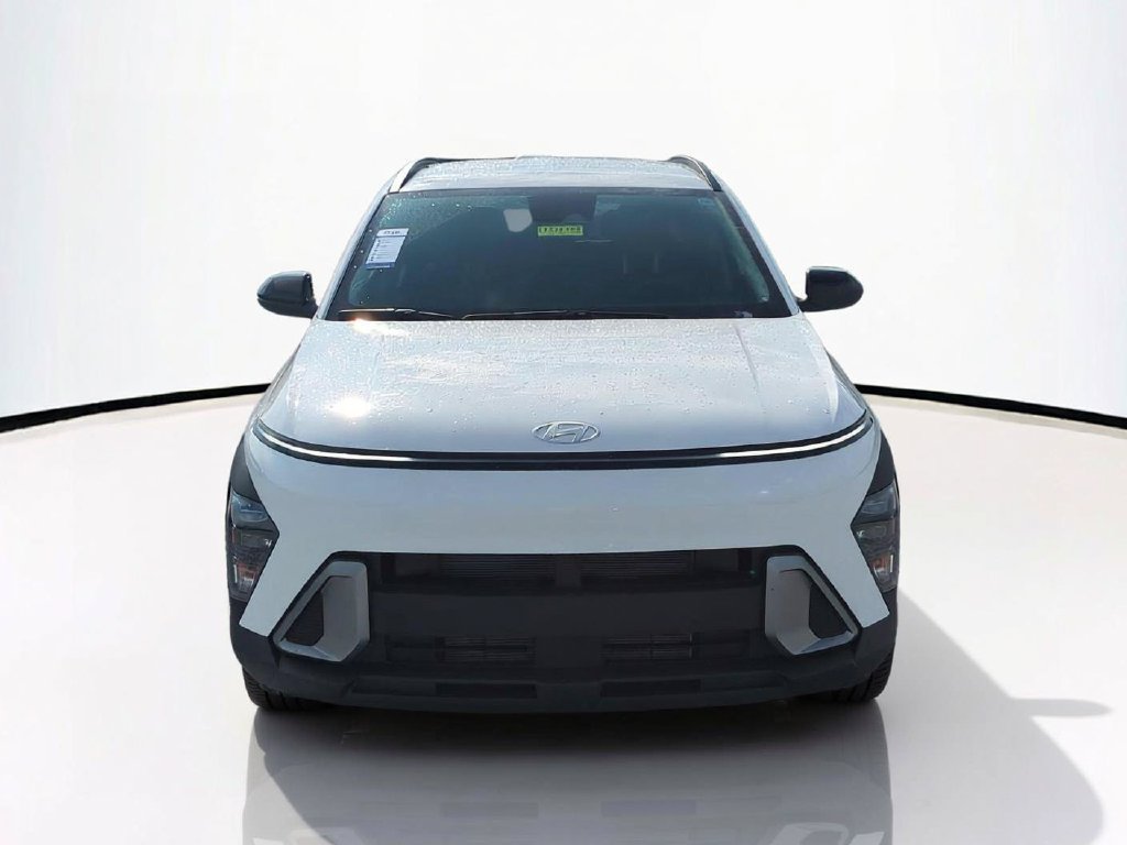 New 2027 Hyundai Kona SEL Sport FWD image 3