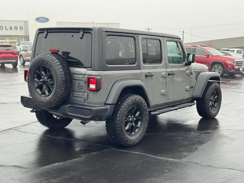 Used 2020 Jeep Wrangler Unlimited Sport image 3