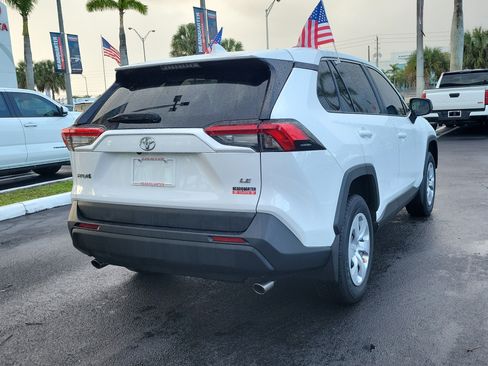 Used 2024 Toyota RAV4 LE image 10