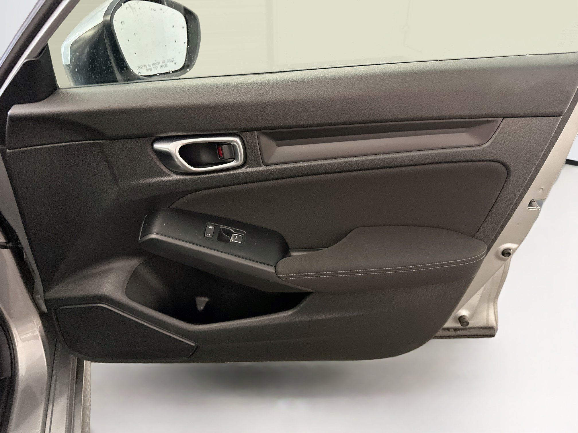 Used 2025 Honda Civic LX image 32