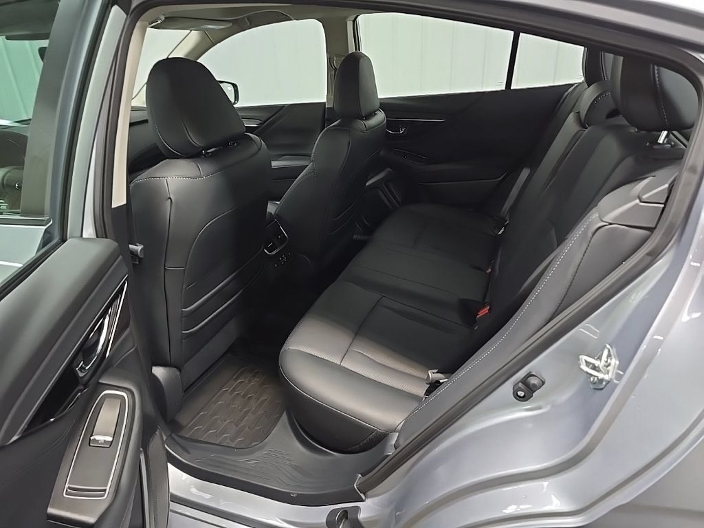 Used 2025 Subaru Legacy Limited AWD/4WD image 32