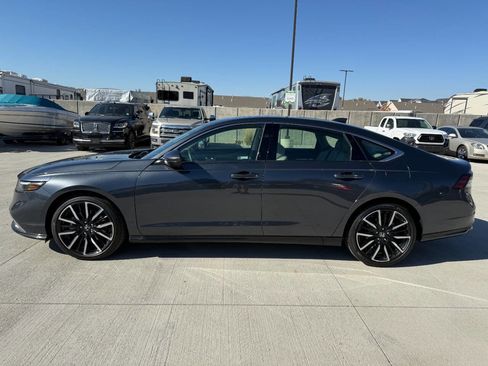Used 2025 Honda Accord Touring image 6