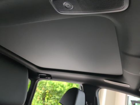 Certified 2025 Acura ADX A-Spec image 55