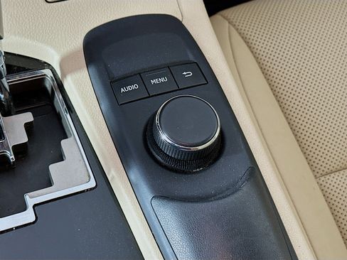 Used 2015 Lexus ES 350 FWD image 23