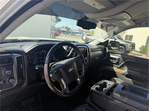 Used 2018 Chevrolet Silverado 1500 LTZ AWD/4WD image 13