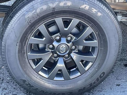 Used 2022 Toyota Tacoma SR5 image 13