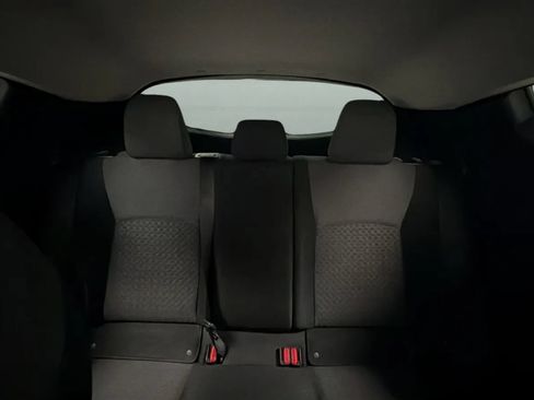 Used 2021 Toyota C-HR LE FWD image 17