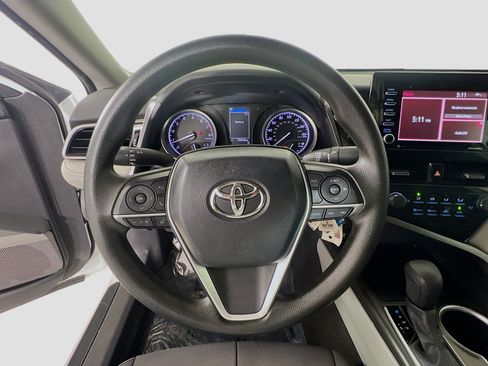 Used 2021 Toyota Camry LE w/ Carpet Mat Package (TMS) image 9