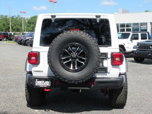 New 2026 Jeep Wrangler Unlimited Rubicon AWD/4WD image 7