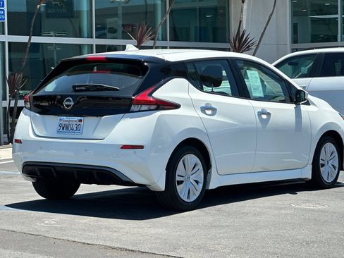 Used 2024 Nissan Leaf S FWD image 4