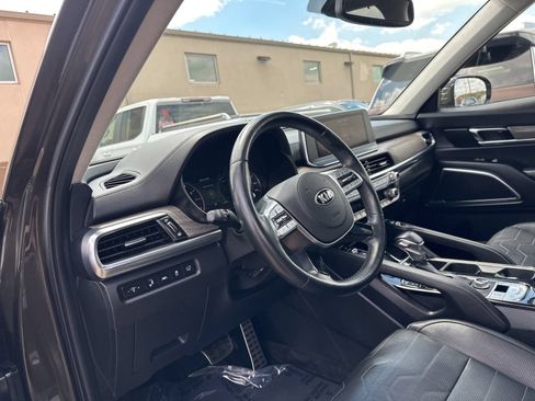 Used 2020 Kia Telluride SX w/ SX Prestige Package AWD/4WD image 13