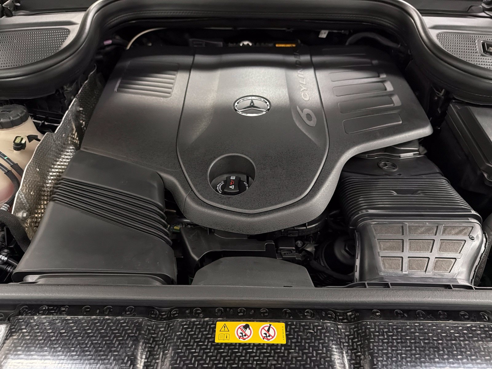 Used 2025 Mercedes-Benz GLE 450 4MATIC image 40