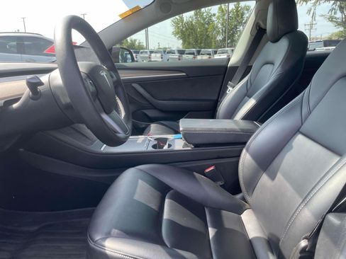 Used 2022 Tesla Model 3 Long Range AWD/4WD image 12