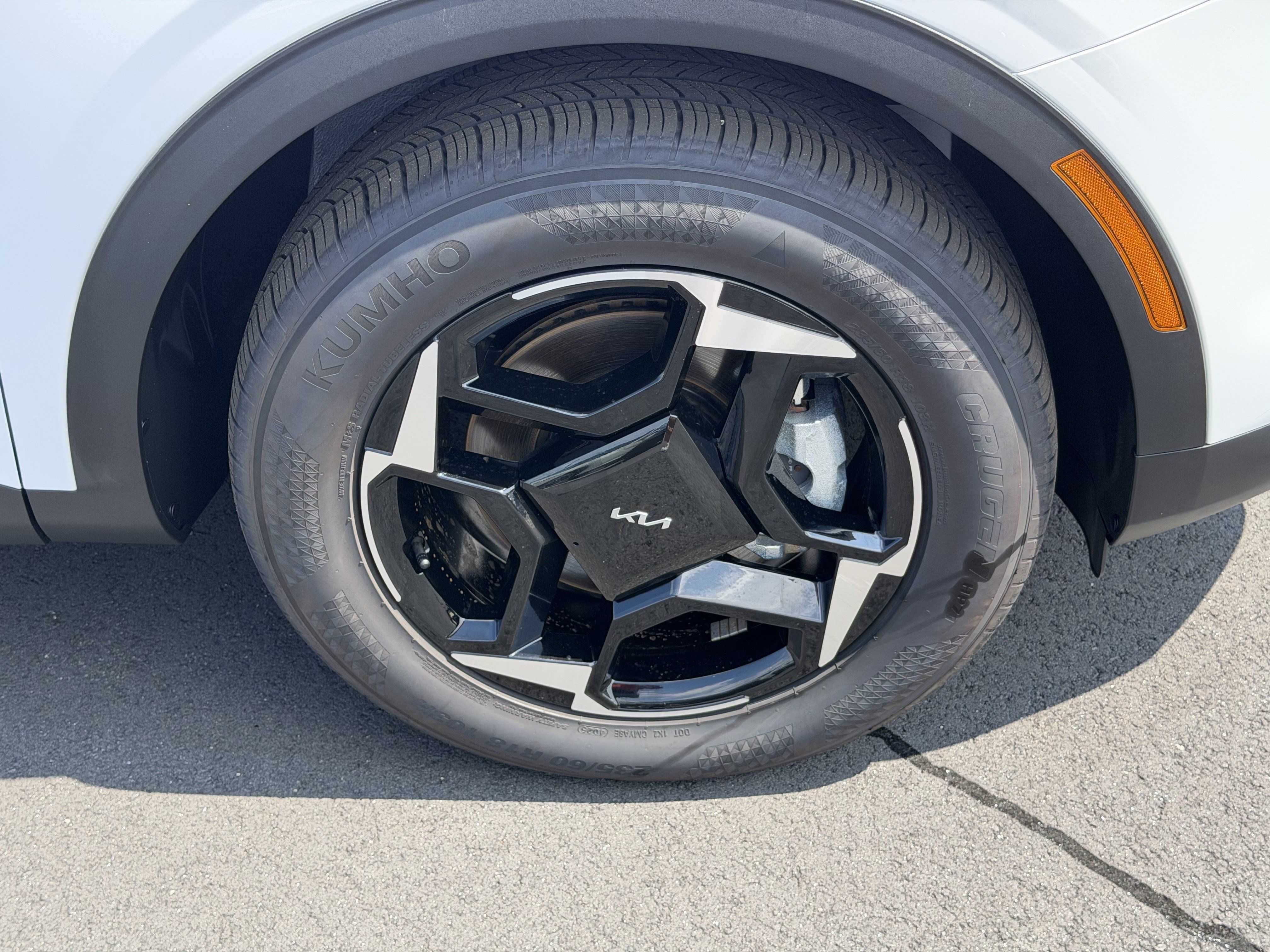 Certified 2026 Kia Sportage EX AWD/4WD image 12