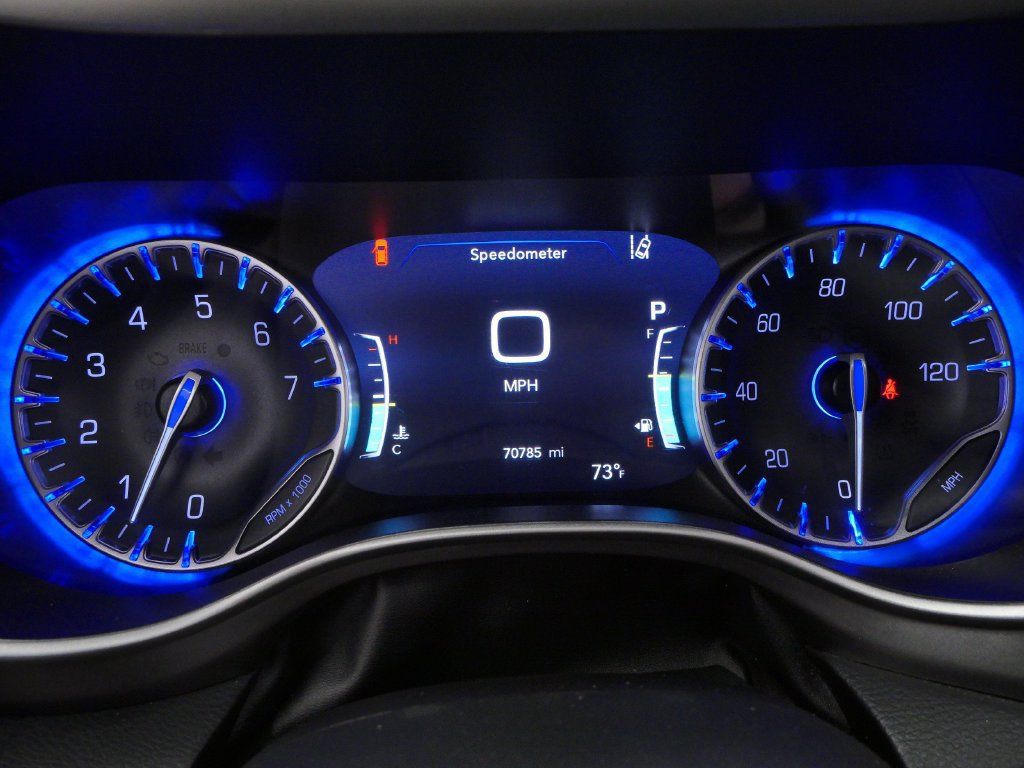 Certified 2023 Chrysler Pacifica Touring-L FWD image 31
