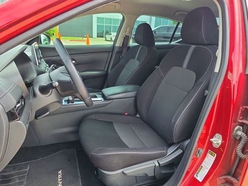 Used 2020 Nissan Sentra SV w/ Trunk Package FWD image 12