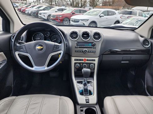 Used 2014 Chevrolet Captiva Sport LTZ image 9