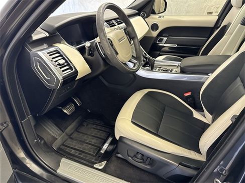 Used 2021 Land Rover Range Rover Sport HST image 12