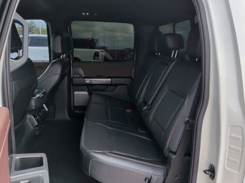 Used 2023 Ford F150 Lariat AWD/4WD image 39