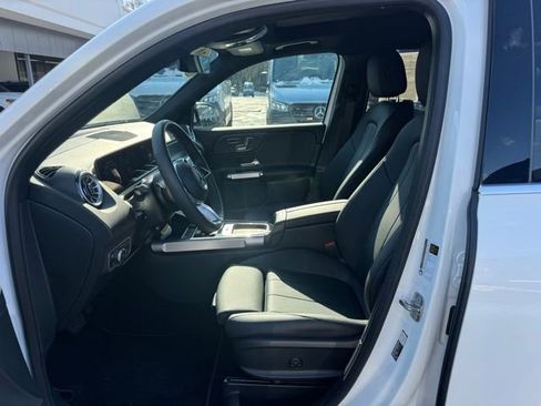 Used 2026 Mercedes-Benz GLB 250 GLB 250 image 12