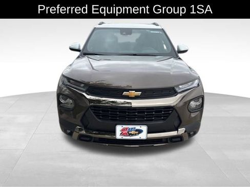 Certified 2022 Chevrolet TrailBlazer ACTIV w/ Sun and Liftgate Package FWD image 2