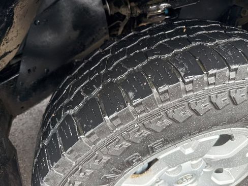 Used 2015 Toyota Tacoma PreRunner image 10