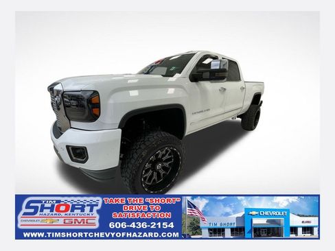 Used 2015 GMC Sierra 2500 Denali w/ Duramax Plus Package image 1