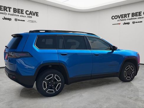 New 2026 Jeep Cherokee Limited image 9