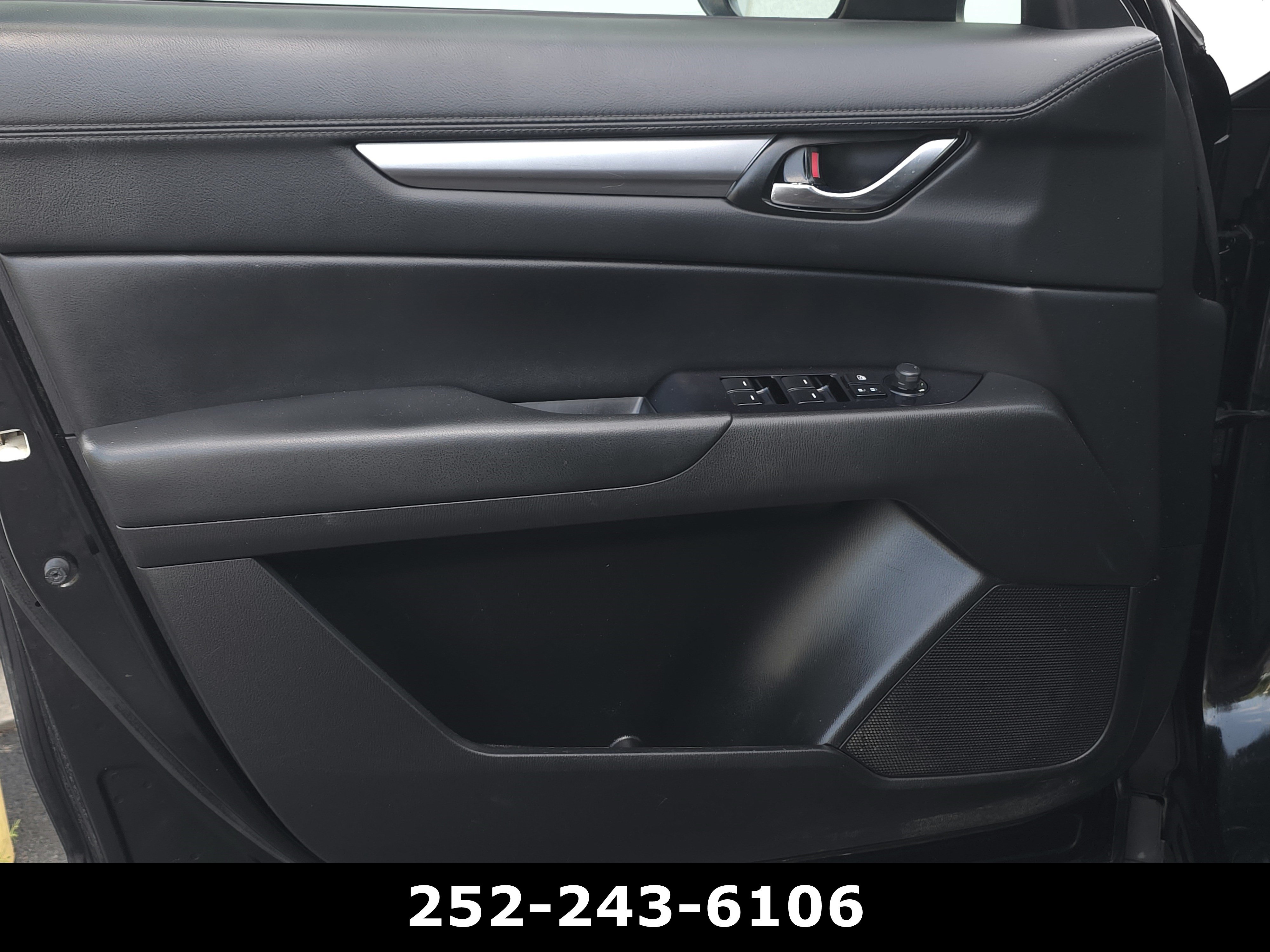 Used 2020 MAZDA CX-5 Touring FWD image 23