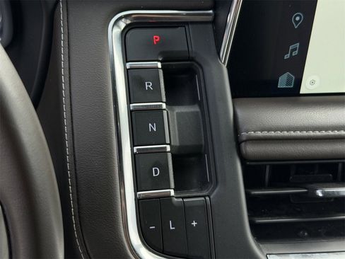 Certified 2024 Chevrolet Tahoe LT image 21