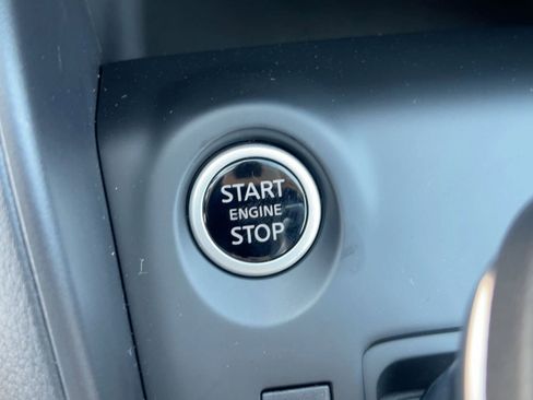 New 2025 Nissan Kicks Play S image 24