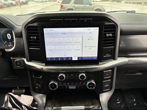 Used 2023 Ford F150 Lariat image 22