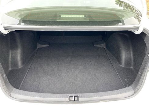 Used 2024 Toyota Corolla SE image 22