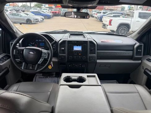 Used 2020 Ford F250 XL w/ Power Equipment Group AWD/4WD image 25