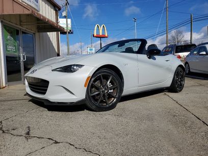 Used 2016 MAZDA MX-5 Miata Club