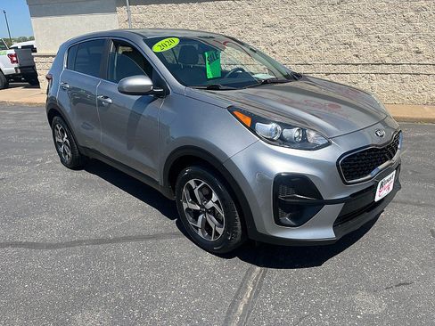 Used 2020 Kia Sportage LX FWD image 2