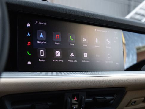 New 2026 Porsche Cayenne Coupe AWD/4WD image 26