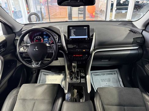 Used 2025 Mitsubishi Eclipse Cross SE image 24