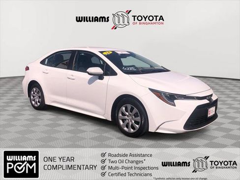 Certified 2024 Toyota Corolla LE FWD image 1